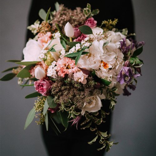 Buchet de flori Necessarily Needed