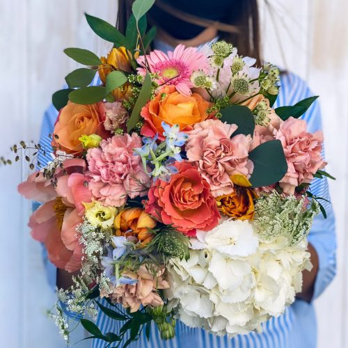 Buchet de flori Decadently Beautiful